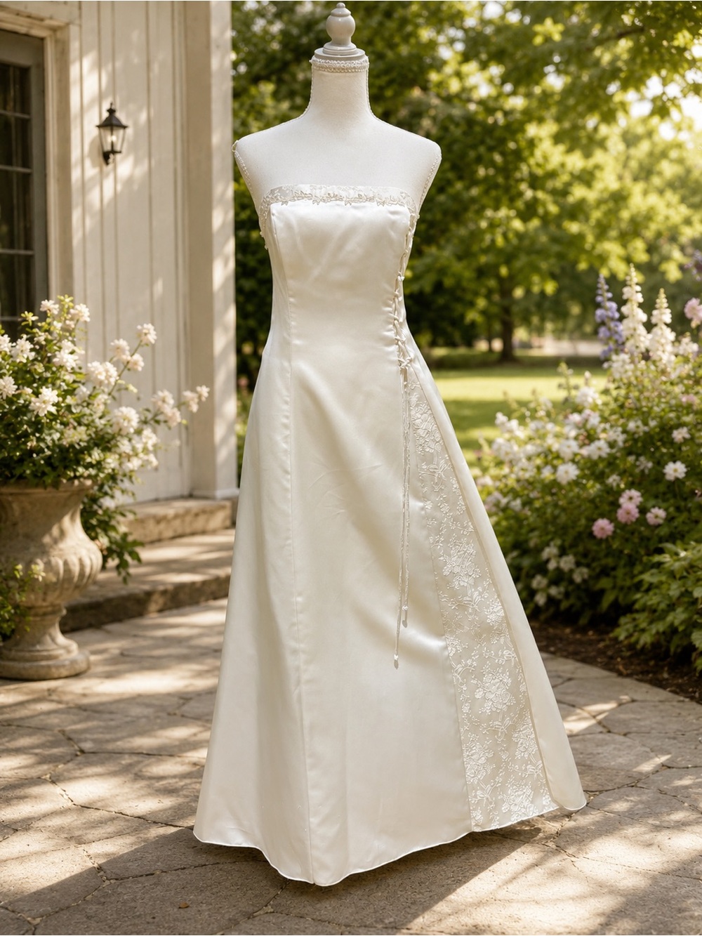 Zum Zum by Niki Livas Strapless Ivory A-Line Wedding Gown